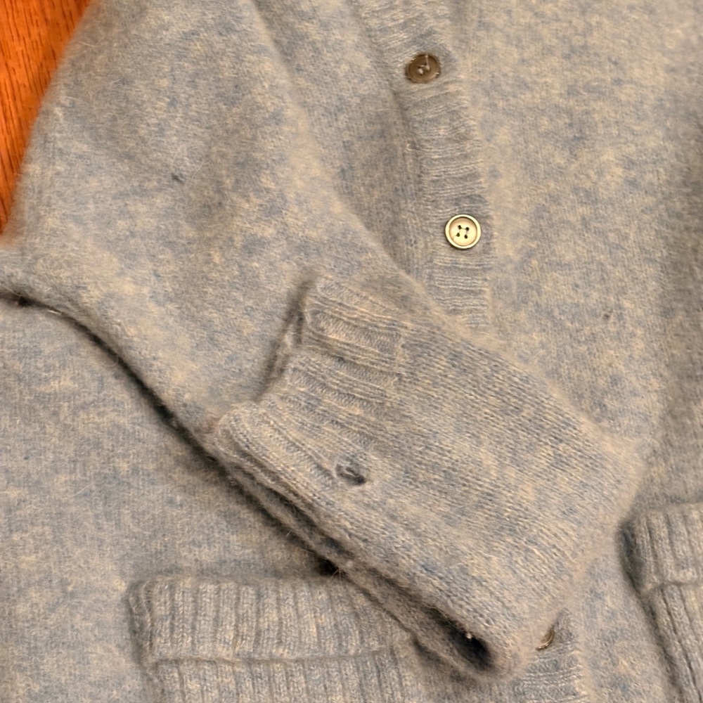 Light Blue Shetland Wool Vintage Cardigan - Picture 4 of 4